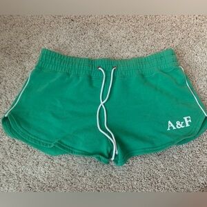 Green vintage A&F shorts size small women’s